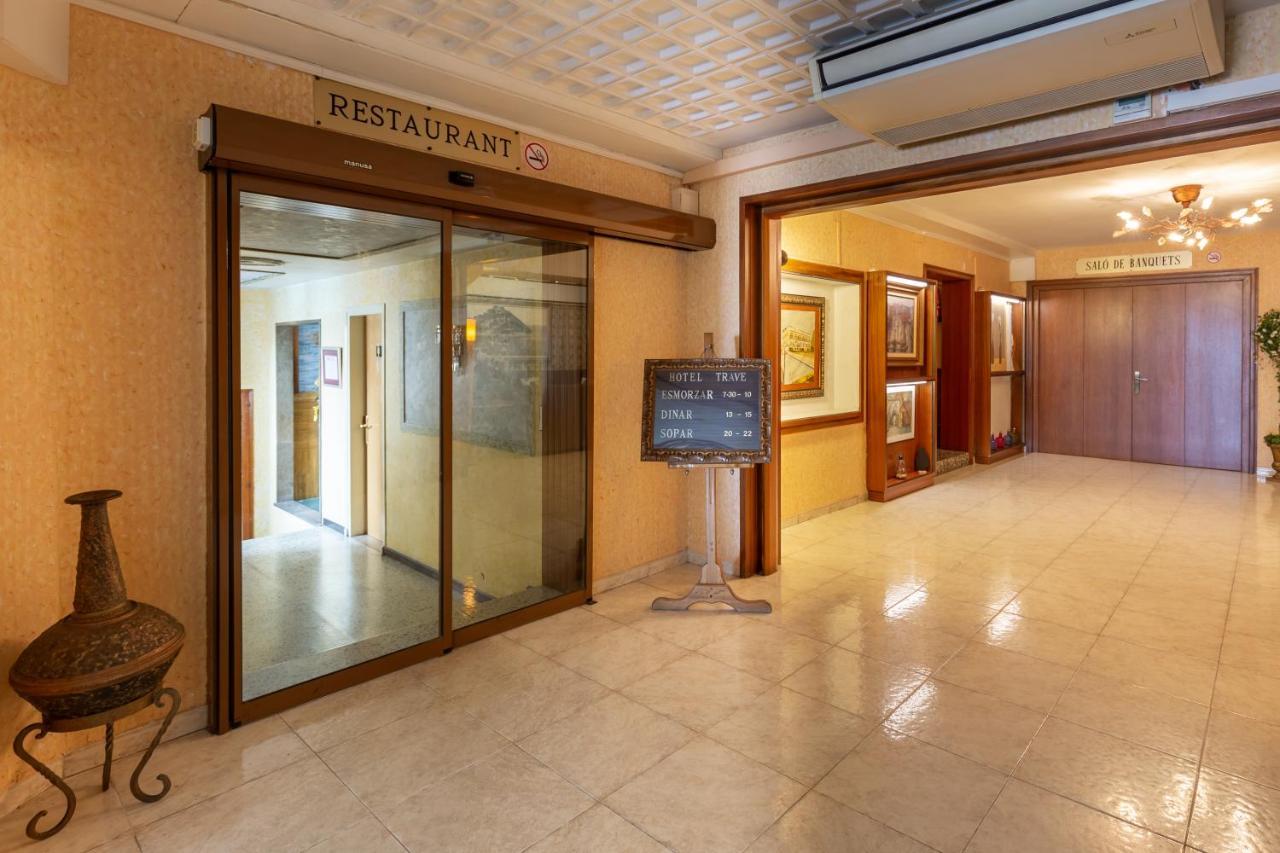 Checkin Trave Hotel Фигерас Екстериор снимка